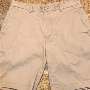 Vineyard  Vines Men’s Short